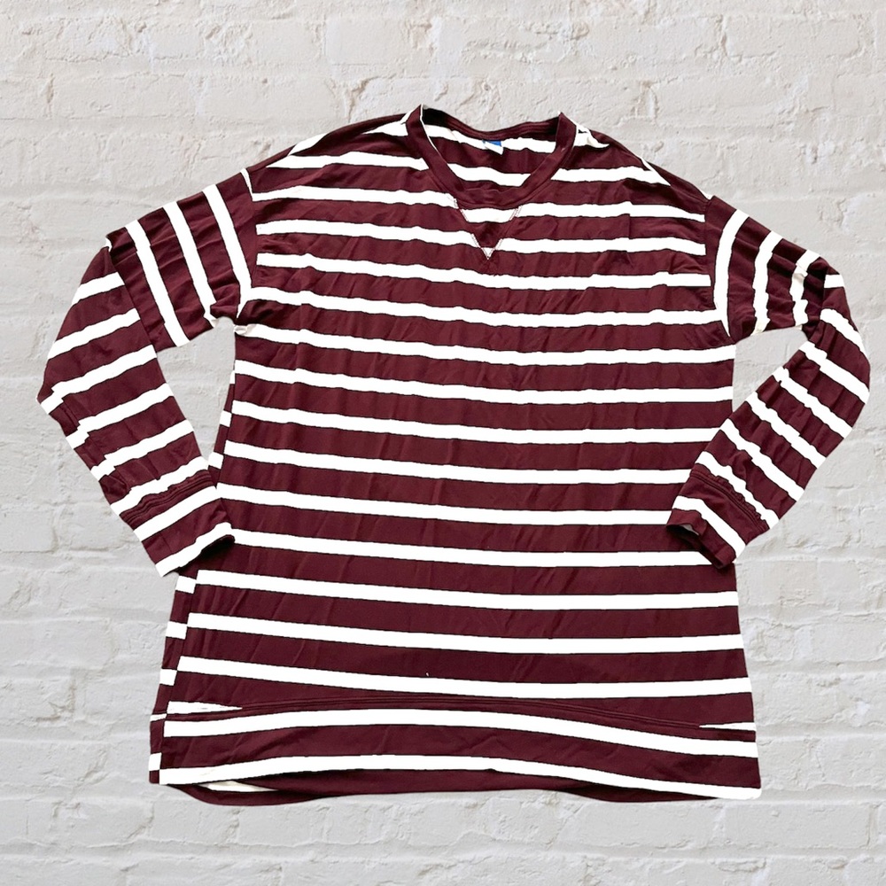 Like 🆕 Old Navy burgundy and white striped relaxed fit lounge tunic
